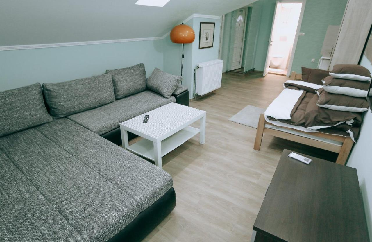 Vila Evropa ONLY WITH A PASSPORTS! Sombor Exterior foto