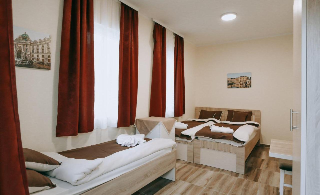 Vila Evropa ONLY WITH A PASSPORTS! Sombor Exterior foto