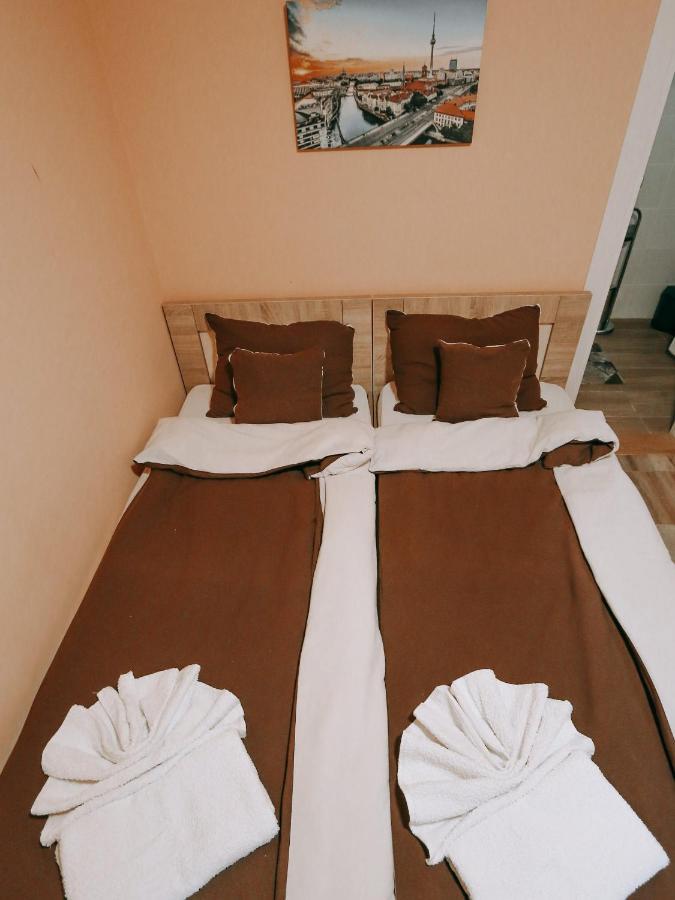 Vila Evropa ONLY WITH A PASSPORTS! Sombor Exterior foto