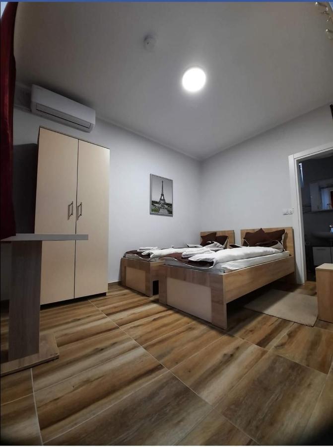Vila Evropa ONLY WITH A PASSPORTS! Sombor Exterior foto