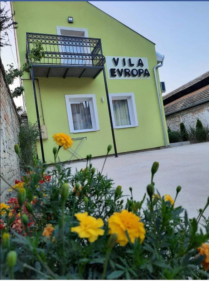 Vila Evropa ONLY WITH A PASSPORTS! Sombor Exterior foto